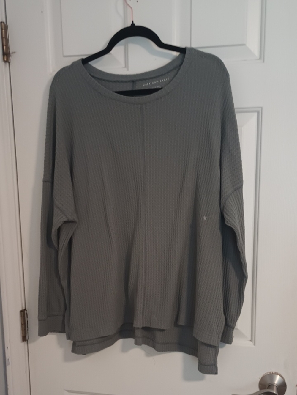 American Eagle Outfitters Gray Waffle-Knit Long Sleeve Tee